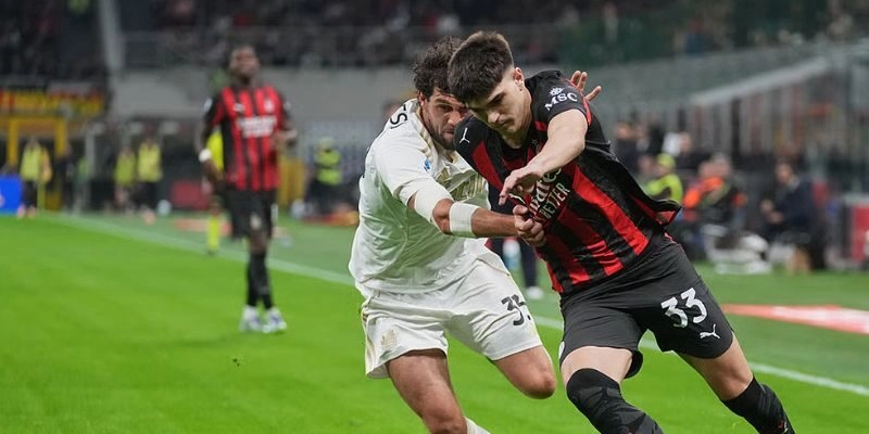 Pisa vs AC Milan đang có phong độ trái ngược